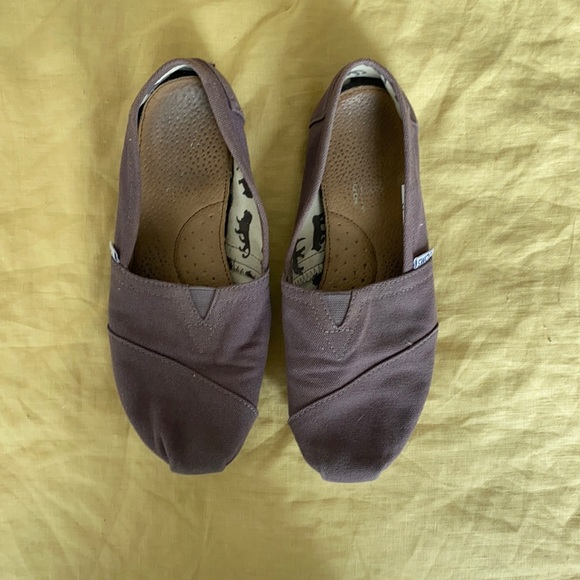 TOMS Classic Grey Slip On - Picture 1 of 4